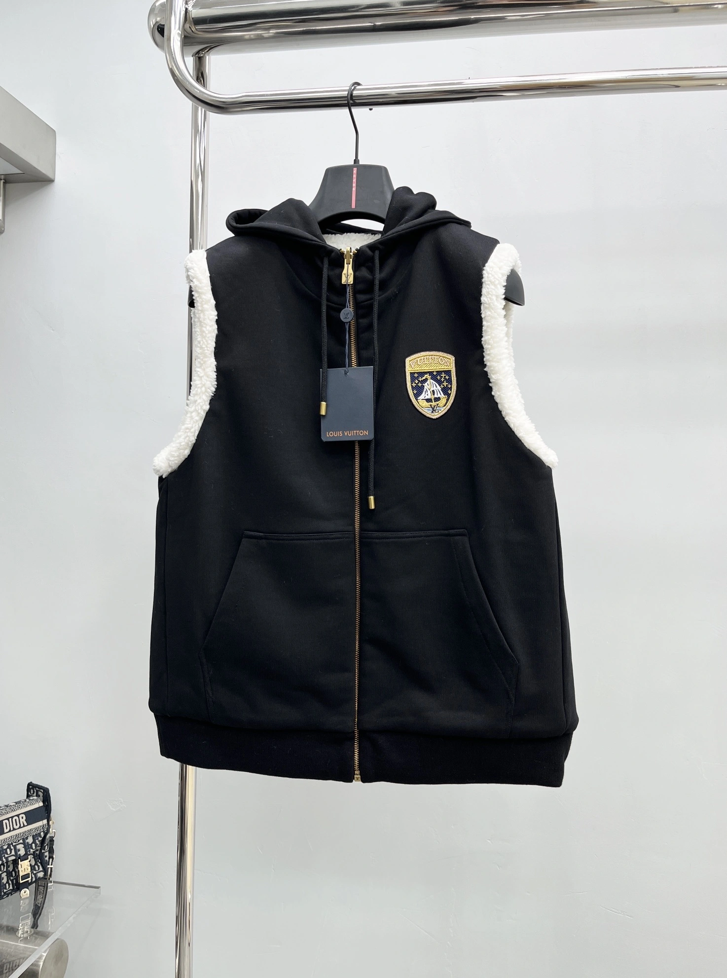 wg.luxury-- 8V reversible Cotton item: E-F443J1642H